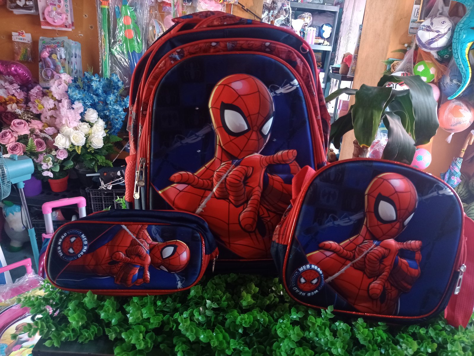 Mochila spiderman con accesorios