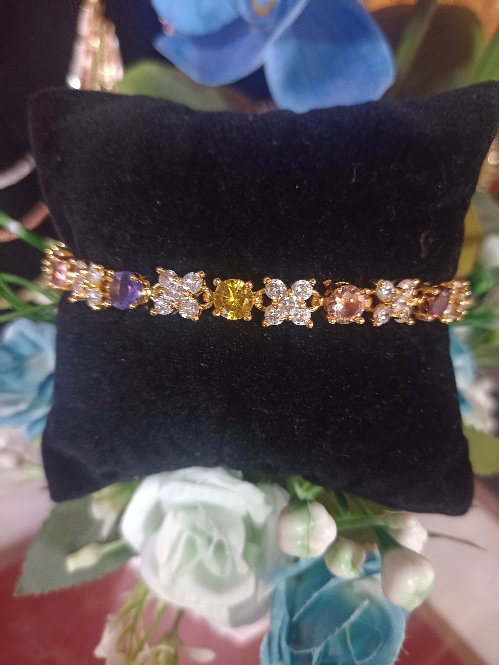 Brazalete con circonias en colores