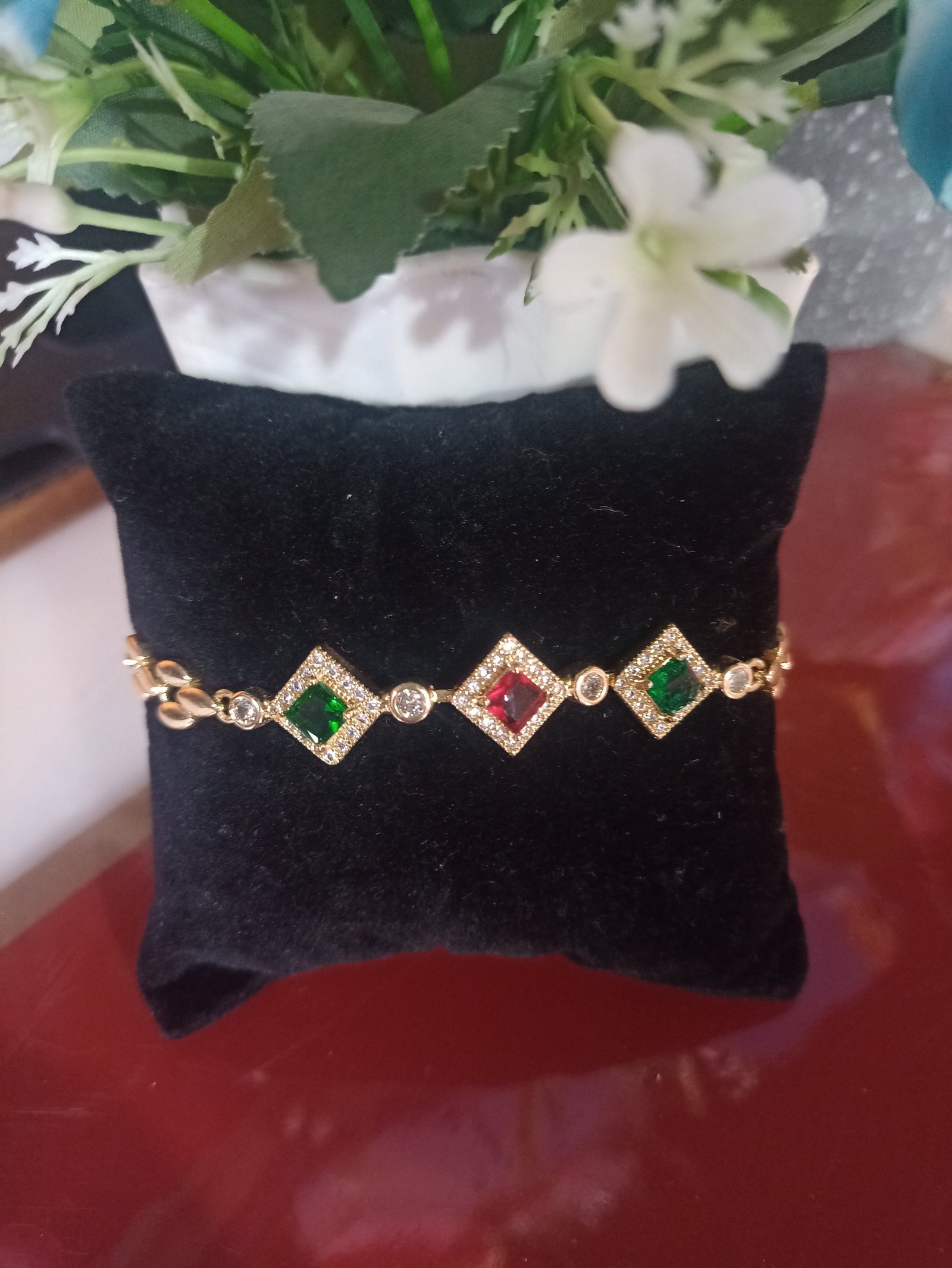 Brazalete con circonias