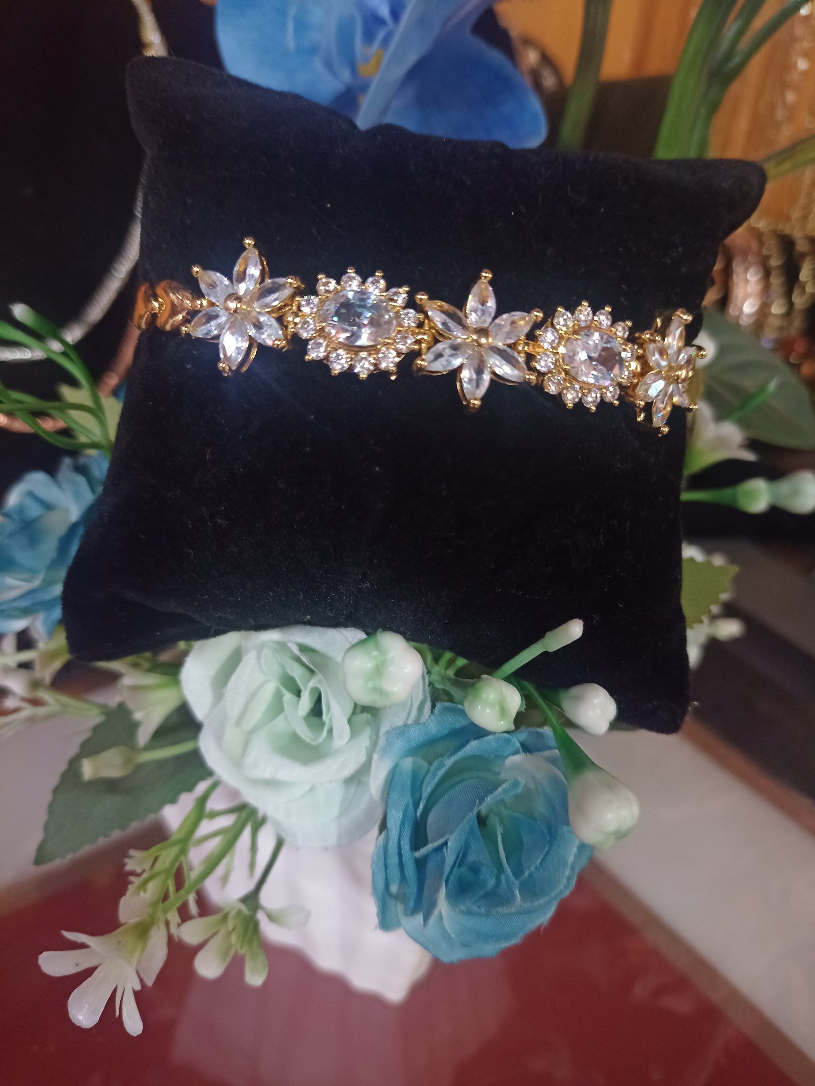 Brazalete con circonias