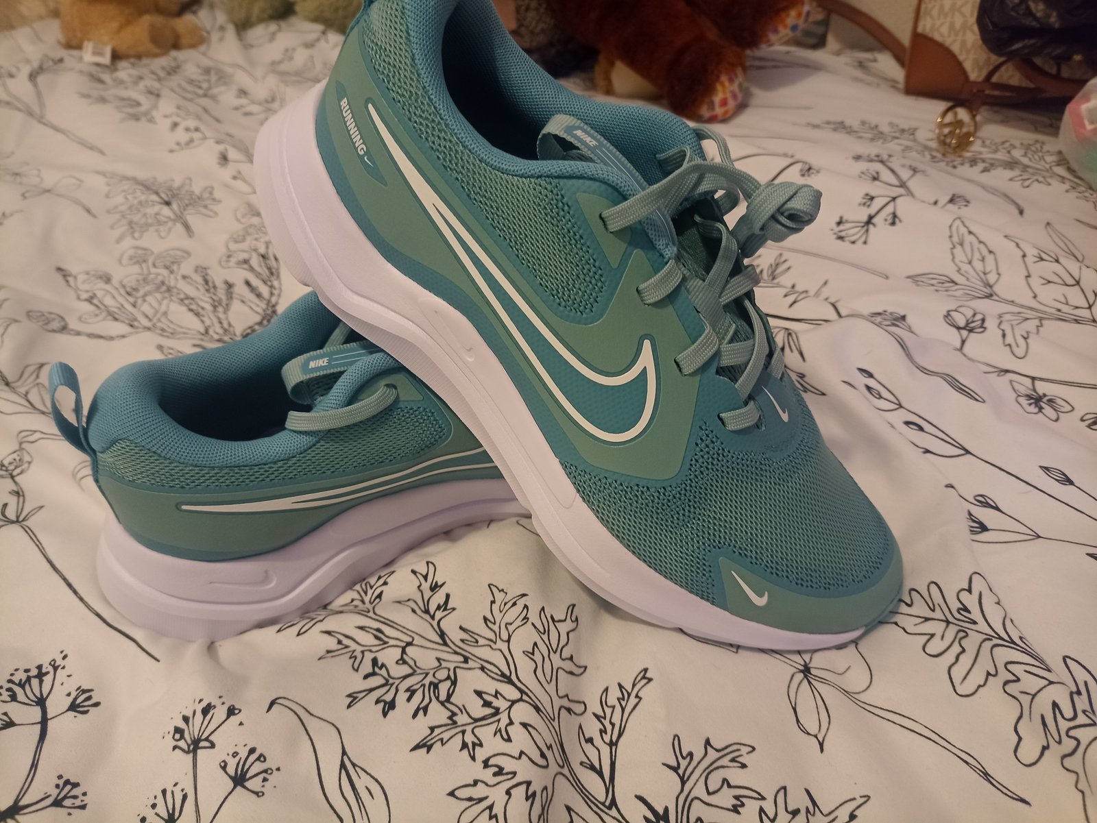 Tenis Nike # 25