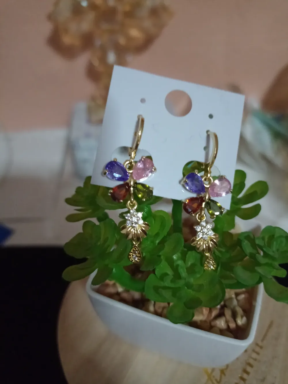 Aretes Huggies circonia