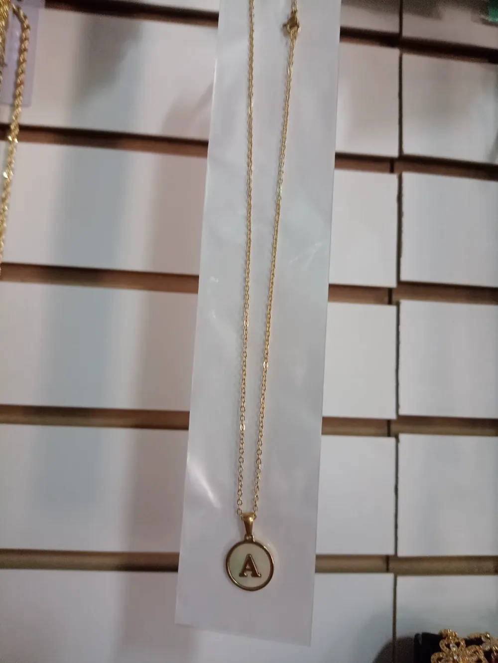 Cadena con inicial