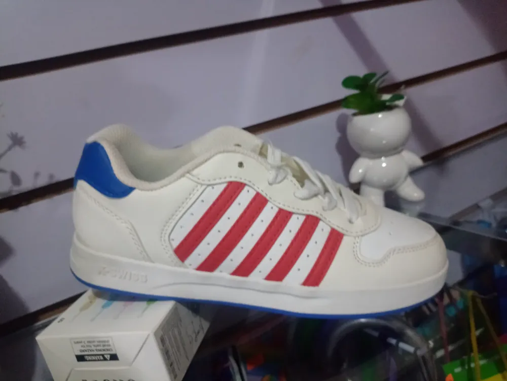 Tenis k-swiss # 221/2